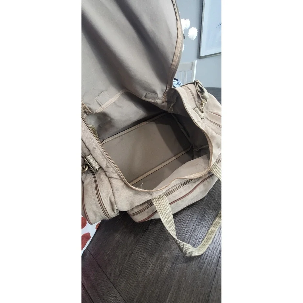 Ford Eddie Bauer Edition Beige 24x16
